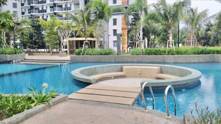 Kuantan Staycationtimurbay Экстерьер фото